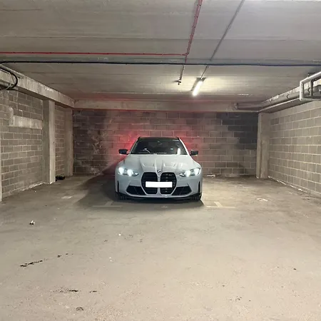 Luxury Near Lgi Hospital Super King Bed, Free Secure Parking Leeds (West Yorkshire)